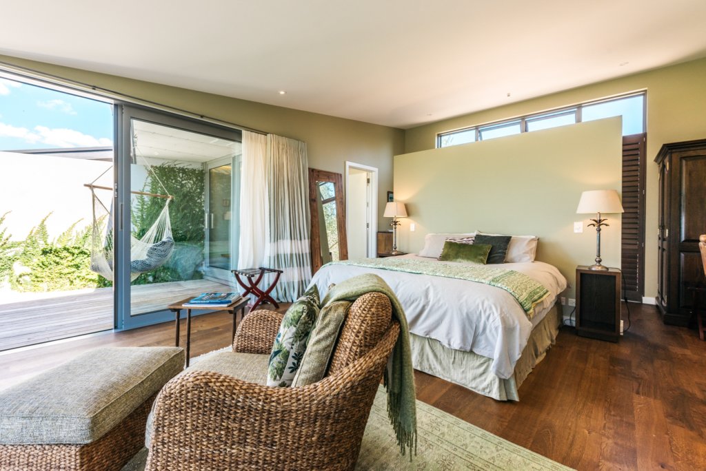 The Green Room Luxury Accommodation Woodside Bay